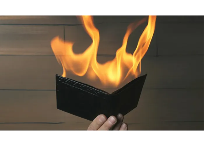 Fire Wallet by Tora Magic - Trick