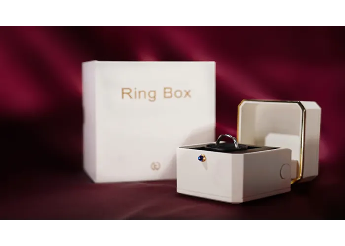 Magic Ring Box (White) by TCC