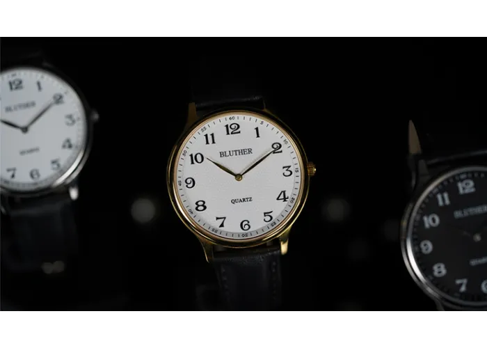 Infinity Watch V3 - Gold Case White Dial / PEN Version (Gimmick and Online Instructions) by Bluether Magic