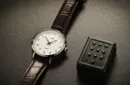 The Watch - White Classic (Gimmicks and Online Instructions) by Joao Miranda – Image 1