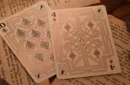 Assassin's Creed Legacy Version 2 Garnet (Hidden Blade Black) Playing Cards – Bild 5