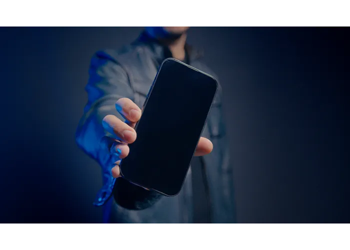 Leviosa Phone by João Miranda and Julio Montoro