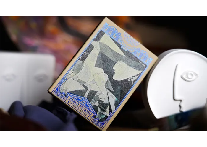 Picasso Standard Edition Playing Cards by 52 MUSÉE