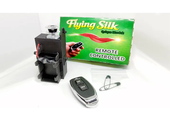 Remote Control Flying Silk by Quique Marduk