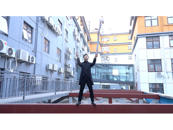 THE ROCKET Card Fountain RIGHT HANDED (Wireless Remote Version) by Bond Lee - Trick