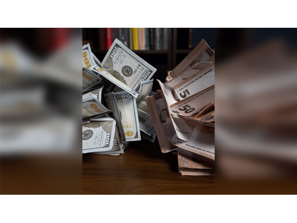 Moneyball by Bond Lee (GBP)