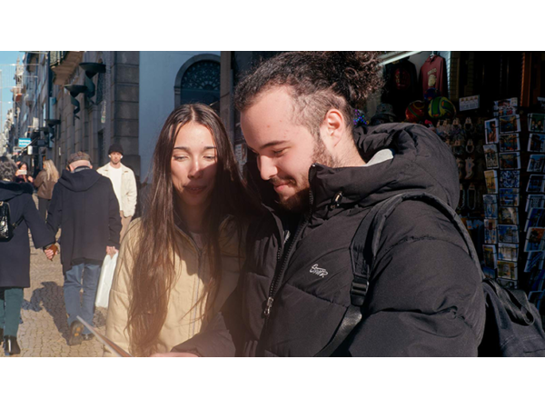 Fast Forward by Victor Sanz and João Miranda