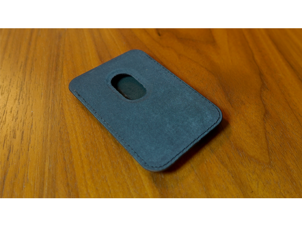 The iDetic Peek by Mark Lemon