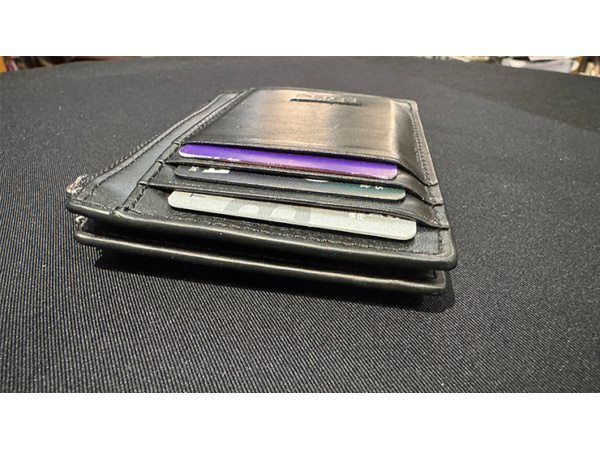 Everyday Wallet by Mark Traversoni