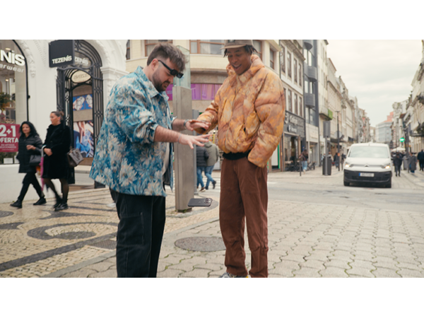 Leviosa Phone by João Miranda and Julio Montoro