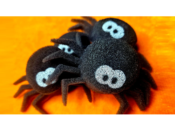Super Sponge Spiders Sponge Ball Set