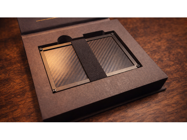 Castle Wallet by Simon Lipkin