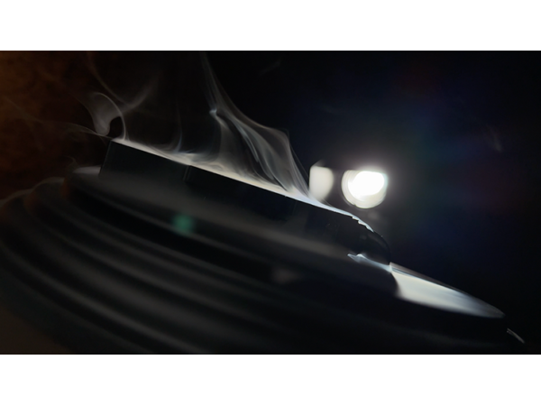 Ultra Smoke by Bond Lee, Wenzi & MS Magic