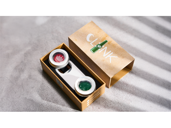 The Clink (Cap in Bottle) by Iarvel Magic and Wonder House (Coke)