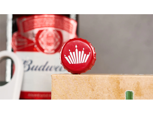 The Clink (Cap in Bottle) by Iarvel Magic and Wonder House (Budweiser)