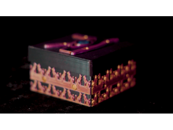 Horus Box by Pierre Velarde