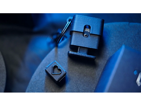 The EDC Holder by Mai Bro & TCC Magic