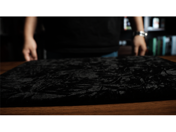 Black Art Close-up Pad Set (Large) by Bond Lee & Stephen Chan