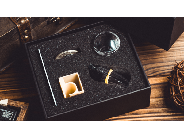 ImpossiBox by Bacon Magic and Wang Zhe