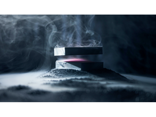 Leviti Deck by PITATA