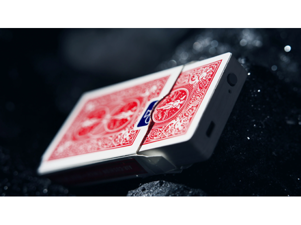 Leviti Deck by PITATA