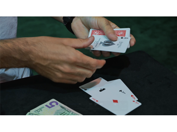 Divisa by Adrian Vega