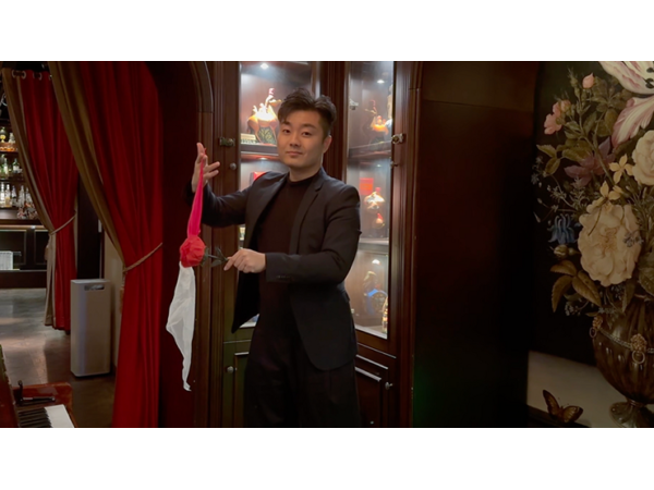 Fantasy Rose by Leon, Bond Lee & MS Magic