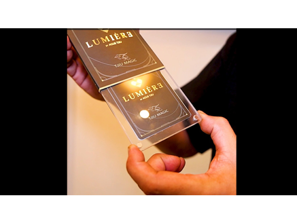 Lumiere (Blue) By Agus Tjiu