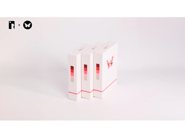 Room One X Butterfly Present Butterfly Try All Playing Cards (300G)