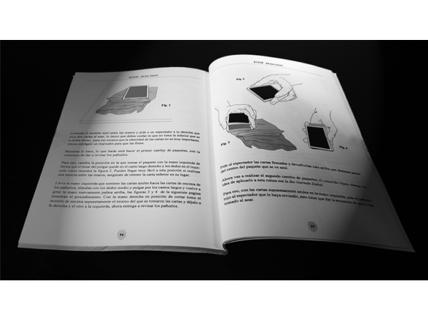 Vestiges by Adriano Zanetti - Book