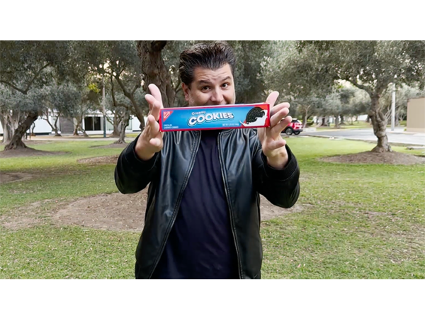 Candy Box by George Iglesias and Twister Magic