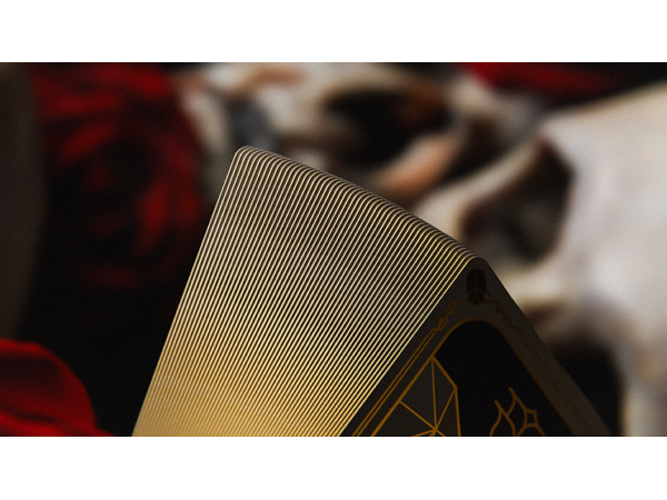 Skulls & Roses Playing Cards (Gilded Edition)
