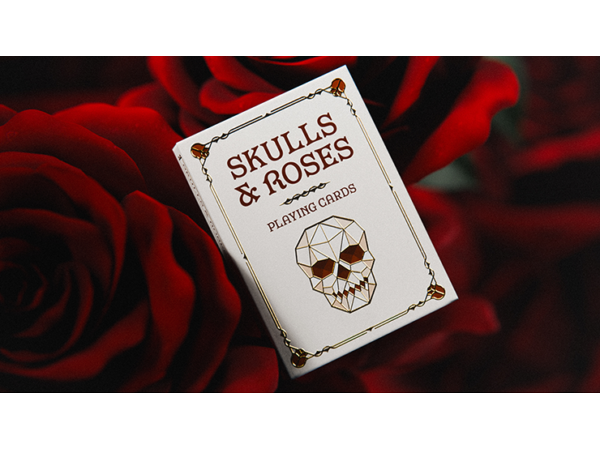 Skulls & Roses Playing Cards (Gilded Edition)