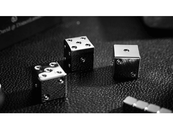MagnetiCubes by Ivo David Oliveira & TCC Magic