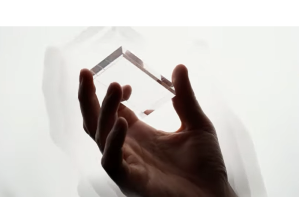 Omni Air by Victor Sanz