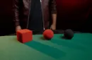 Magic Color Changing Sponge Balls to Square by Murphy's Magic – Bild 4