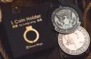 L Holder (Double Jumbo Coins 2.7"-3.2") by Long Long & Bacon Magic – Bild 1