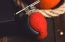 L Holder (Single Ball) by Long Long & Bacon Magic – Bild 5