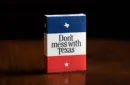 DON'T MESS WITH TEXAS™ PLAYING CARDS by Fultons – Image 1