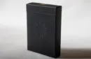 No Borders Edition 2 Crown Back (Blue) Playing Cards by Joker and the Thief – Bild 2