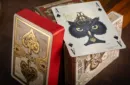 The Parlour Royale Ivory Edition (Red Edge Printing) Playing Cards – Bild 2