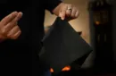Tri-Vanish Handkerchief by TCC Team – Bild 4