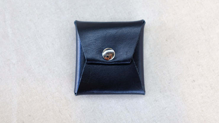 Square Coin case (Black Leather) by Gentle Magic