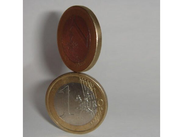 Balancing Coin (1 Euro) by Tango Magic- Trick (E0049)