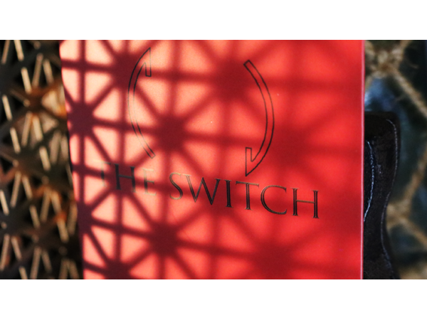 THE SWITCH (Gimmicks and Online Instructions) by Shin Lim