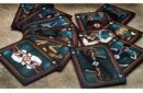 Httpswww magicshop chmediacatalogproductbibicycle day of the dead by collectable playing cards2 trick jpg