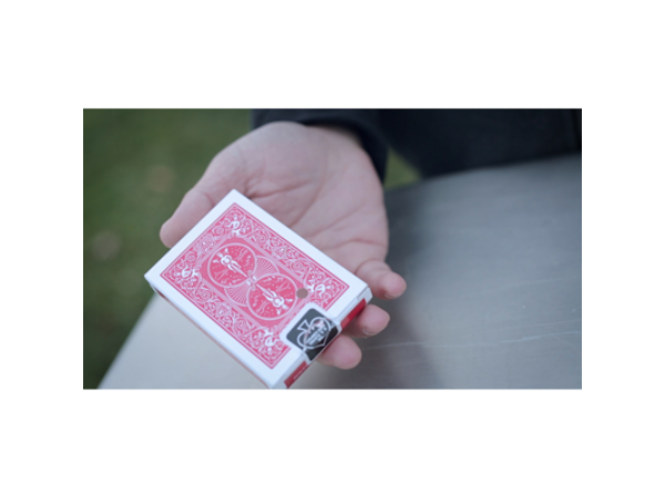 Space Time Blue (Gimmick and Online Instructions) by Tom Elderfield