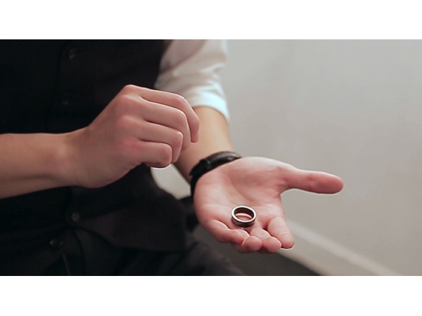 Vortex Magic Presents COIN by Eric Chien