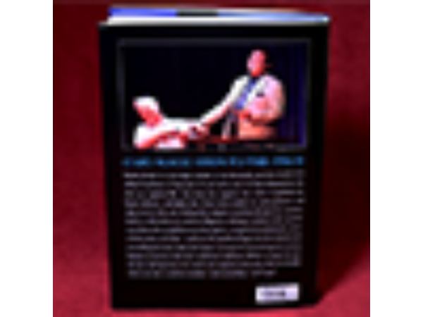 Stand-up Card Magic by Roberto Giobbi