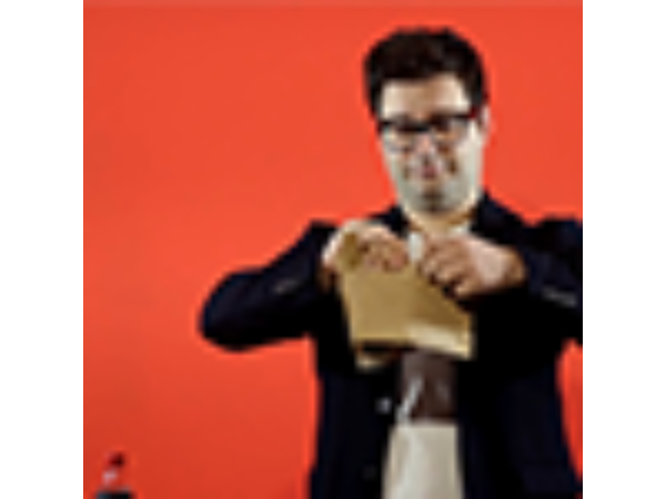 Astonishing Bottle by João Miranda and Ramon Amaral